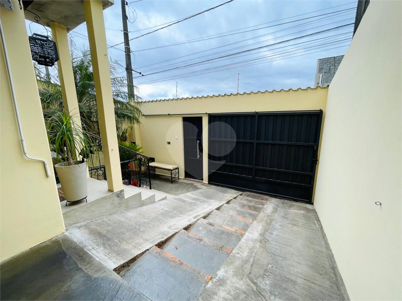 Casa à venda com 2 quartos, sendo 1 suíte, em Vila Olímpia, Sorocaba, SP