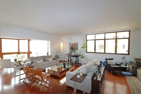 Apartamento à venda com 3 suítes em Vila Suzana, São Paulo, SP