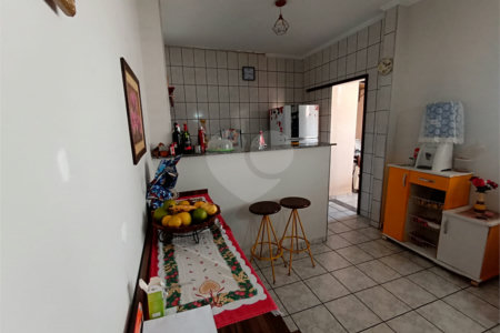 Casa à venda com 3 quartos em Vila Reis, Itapetininga, SP
