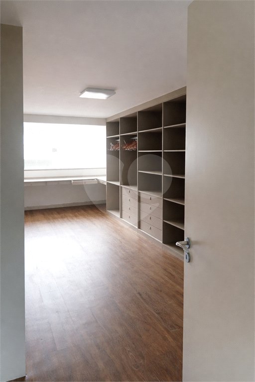 Casa à venda com 4 suítes em Tremembé, São Paulo, SP