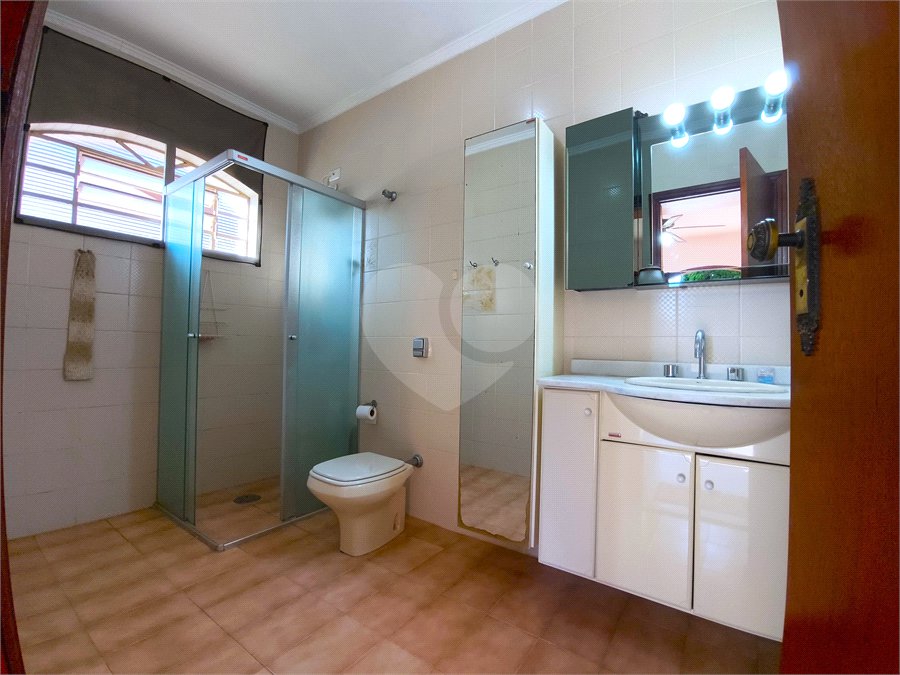 Casa à venda com 4 quartos, sendo 3 suítes,  no condomínio Village D'avignon, Sorocaba - SP