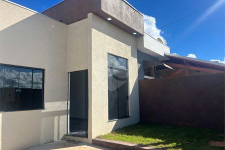 Casa à venda com 2 quartos em Residencial Villaggio Di Capri, Itapetininga, SP