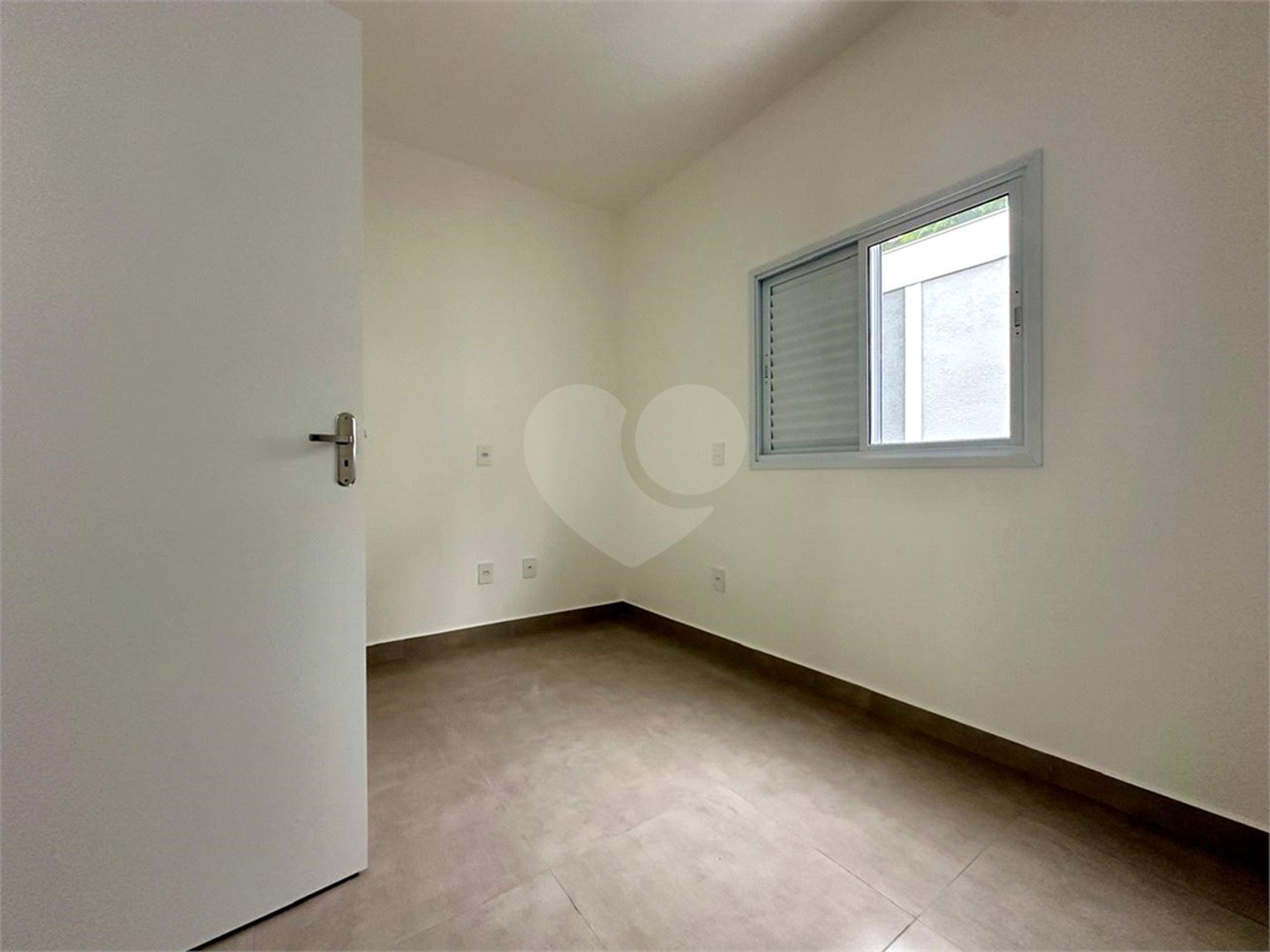 Casa à venda com 2 quartos no condomínio Residencial Vila Nova, Sorocaba - SP