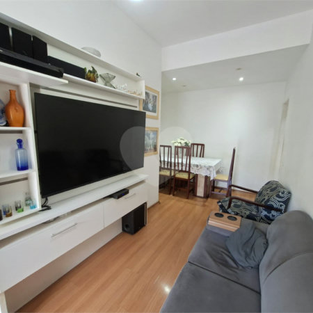 Apartamento à venda com 3 quartos, sendo 1 suíte, em Grajaú, Rio de Janeiro, RJ