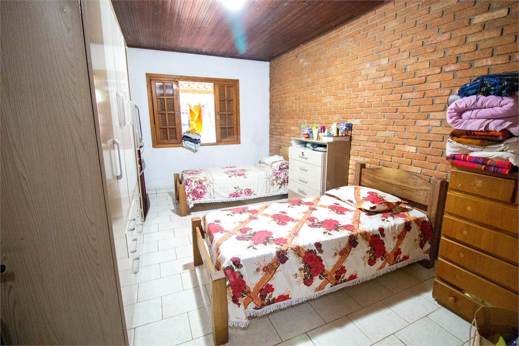 Sítio à venda com 3 quartos, sendo 1 suíte, no Centro (são João Novo), São Roque, SP