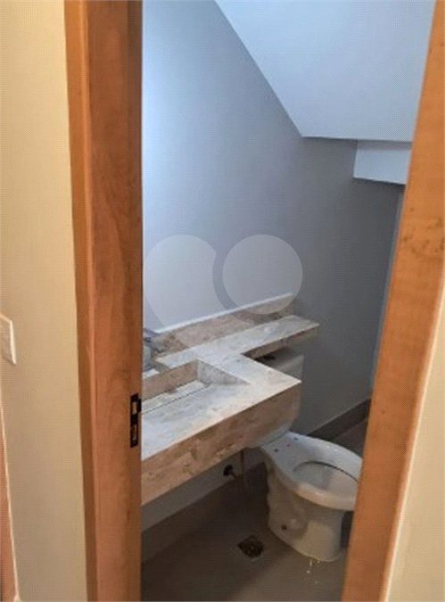 Sobrado à venda com 2 quartos, sendo 1 suíte, em Vila Nina, São Paulo, SP
