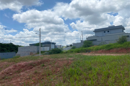 Terreno à venda no condomínio Bella Atibaia, Atibaia - SP