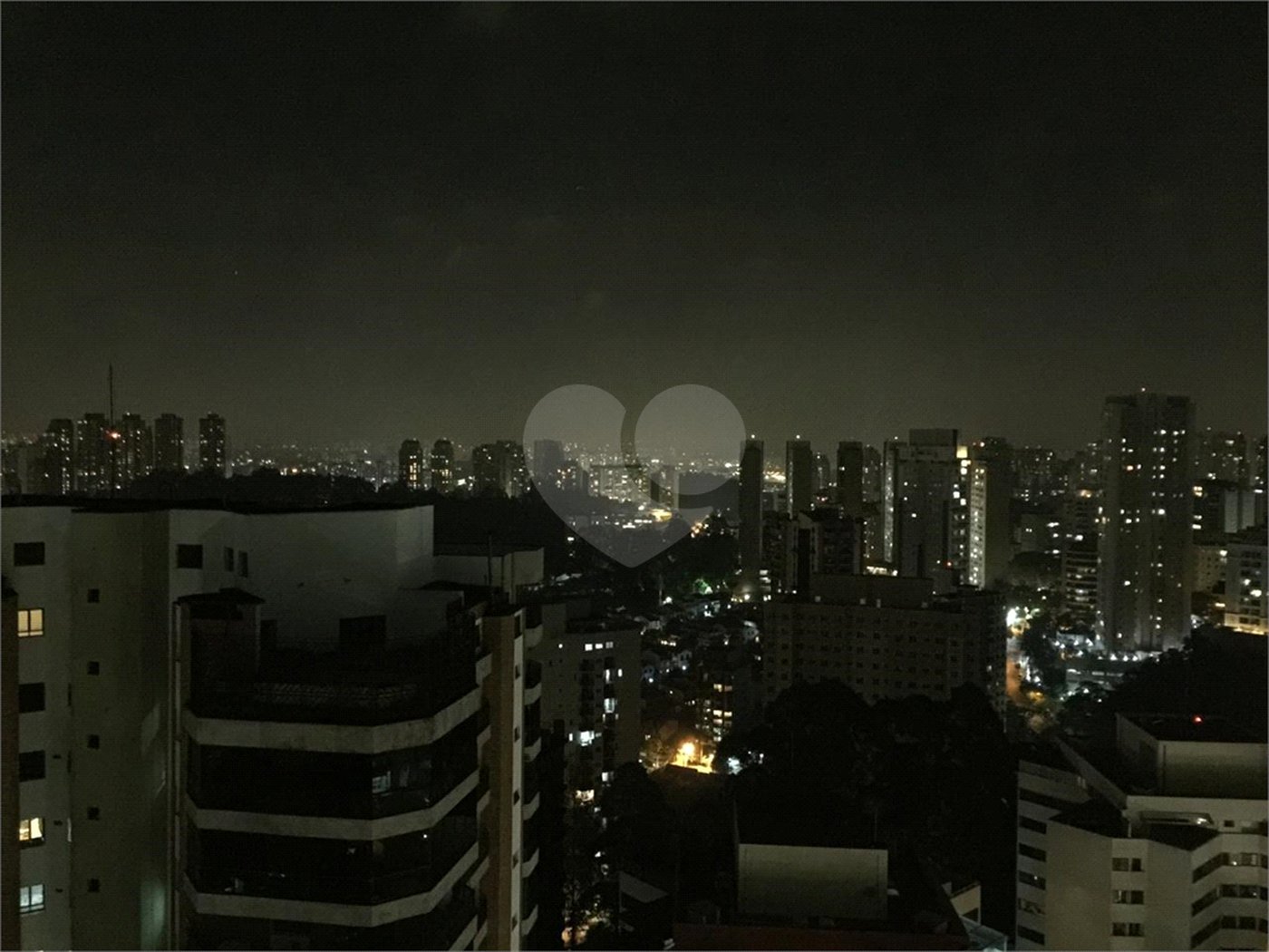 Apartamento à venda com 3 quartos, sendo 1 suíte,  em Jardim Parque Morumbi, São Paulo, SP