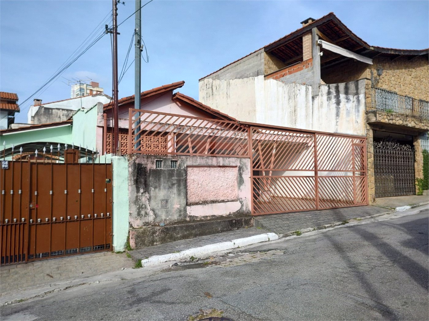 Casa à venda com 4 quartos em Chora Menino, São Paulo, SP