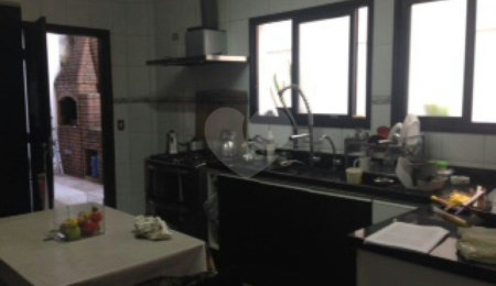 Sobrado à venda com 3 quartos, sendo 1 suíte,  em Vila Aurora (zona Norte), São Paulo, SP