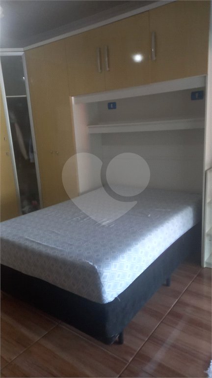 Casa à venda com 5 quartos, sendo 2 suítes, em Jardim Santa Clara, Guarulhos, SP