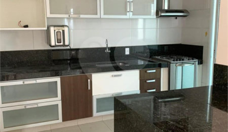 Casa à venda com 3 quartos, sendo 1 suíte,  no condomínio Vivaldi Residencial, Mogi das Cruzes - SP