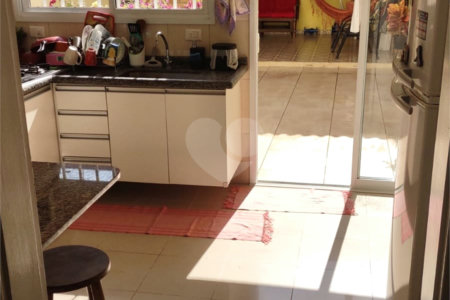Casa à venda com 3 quartos, sendo 1 suíte, em Jardim Leocádia, Sorocaba, SP