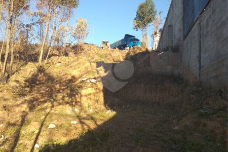 Terreno à venda em Parque Astúrias, Suzano, SP