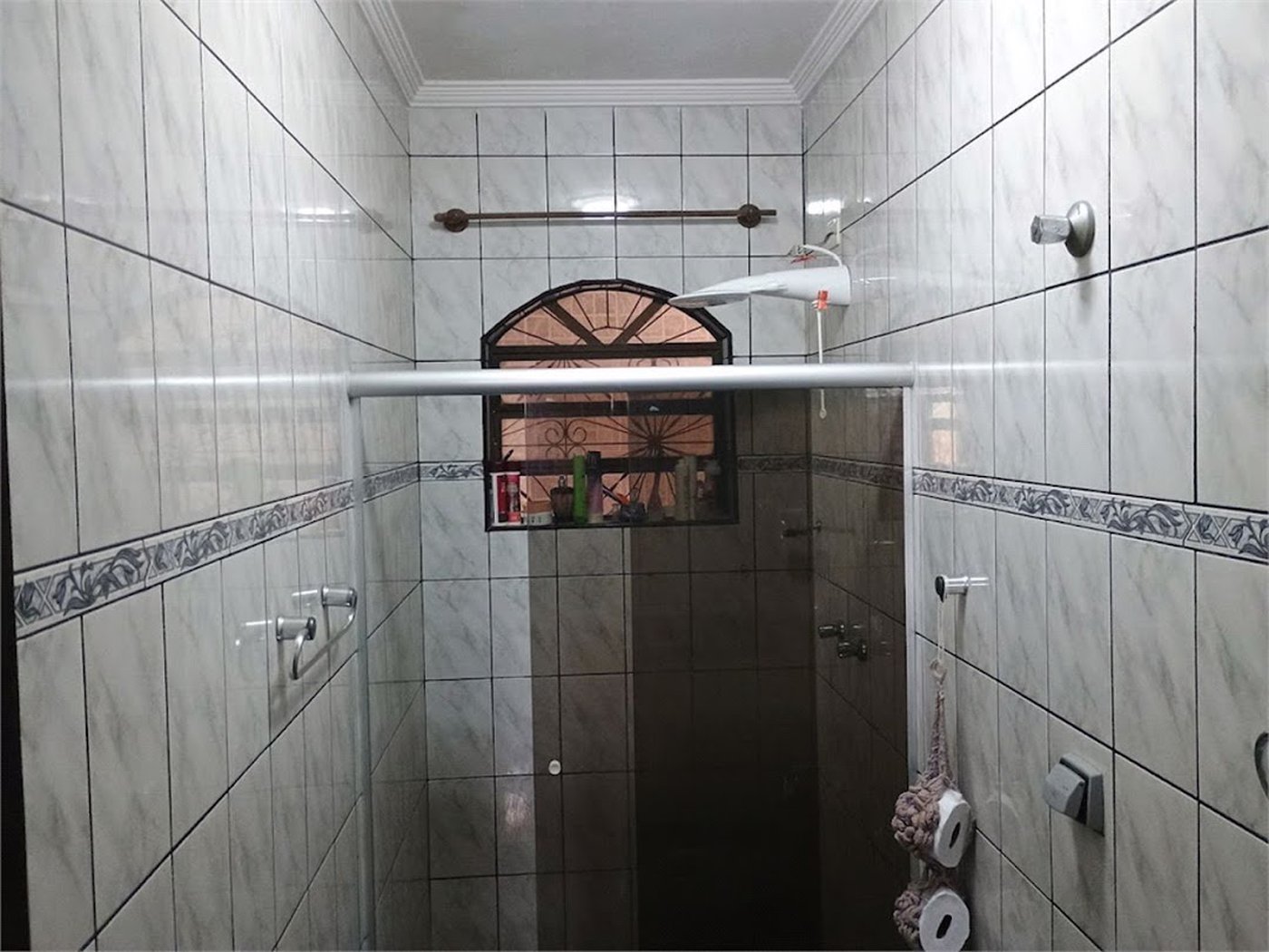 Casa Residencial à venda, Parque Continental, São Vicente - CA0207.