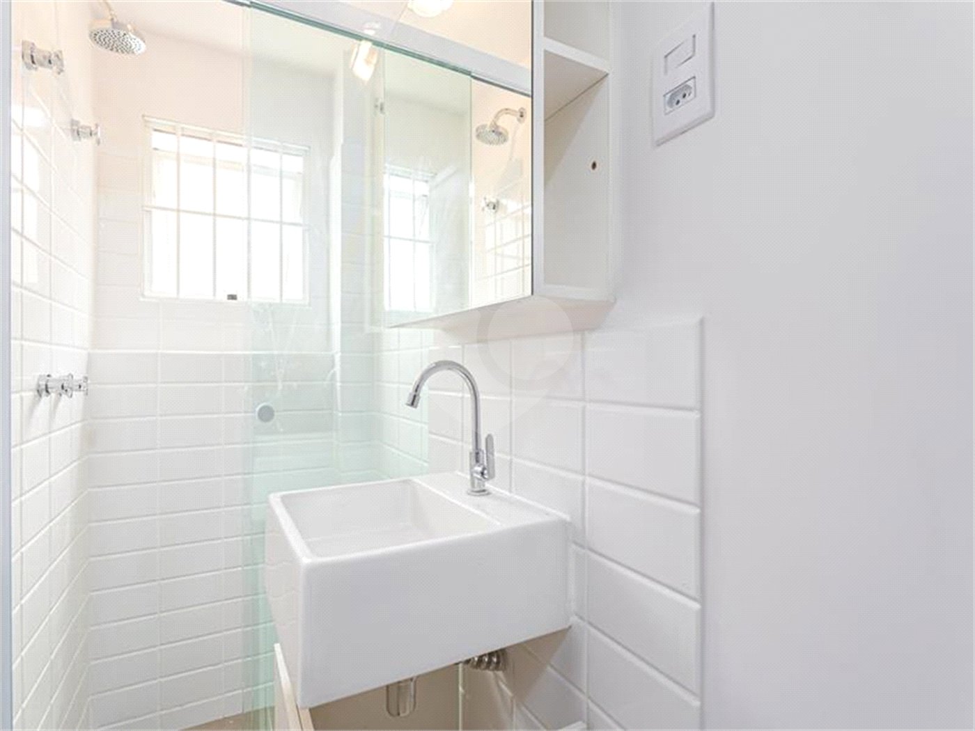 Apartamento à venda com 4 quartos, sendo 2 suítes, em Pinheiros, São Paulo, SP