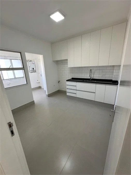 Apartamento à venda com 3 quartos, sendo 2 suítes, em Jardim Ampliação, São Paulo, SP