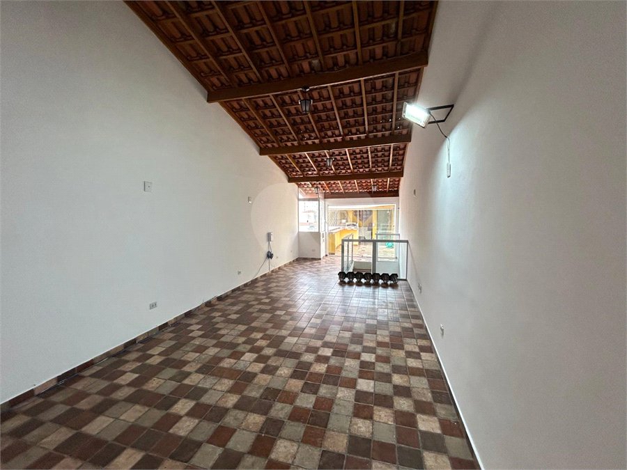 Casa de Vila para alugar com 4 suítes em Vila Romana, São Paulo, SP