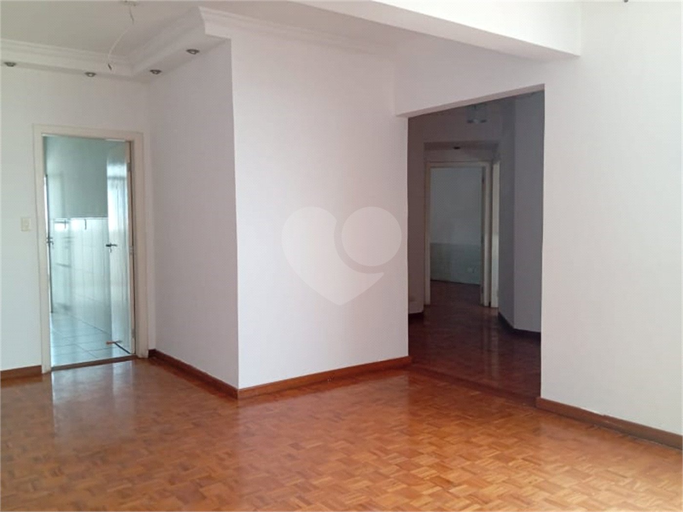 Apartamento à venda com 3 quartos, sendo 1 suíte, no Centro, Itu, SP