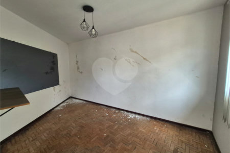 Casa à venda ou para alugar com 3 quartos, sendo 1 suíte, em Parque São Domingos, São Paulo, SP