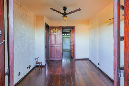 Sobrado à venda com 3 quartos, sendo 1 suíte,  em Jardim Leonor, São Paulo, SP