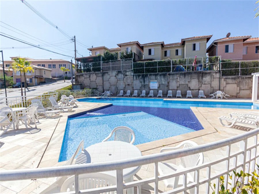 Apartamento à venda com 2 quartos em Jardim Petrópolis, Cotia - SP