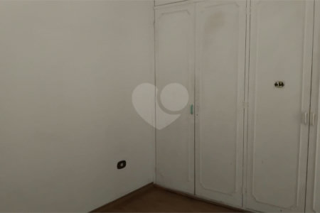 Sobrado à venda com 3 quartos, sendo 1 suíte,  em Jardim Bonfiglioli, São Paulo, SP