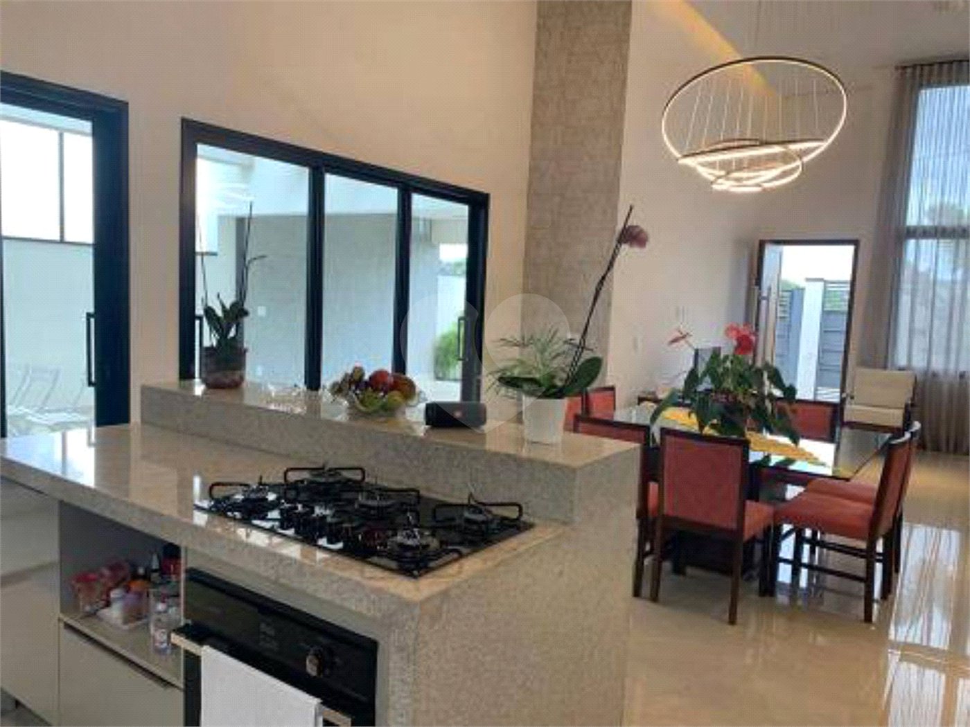 Casa à venda com 2 quartos, sendo 1 suíte, em Pinheirinho, Vinhedo, SP