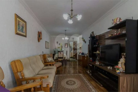 Casa Térrea à venda com 3 quartos, sendo 2 suítes, em Santo Amaro, São Paulo, SP