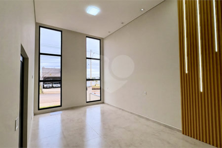 Casa à venda com 3 quartos, sendo 1 suíte, no condomínio Residencial Villagio Wanel, Sorocaba - SP