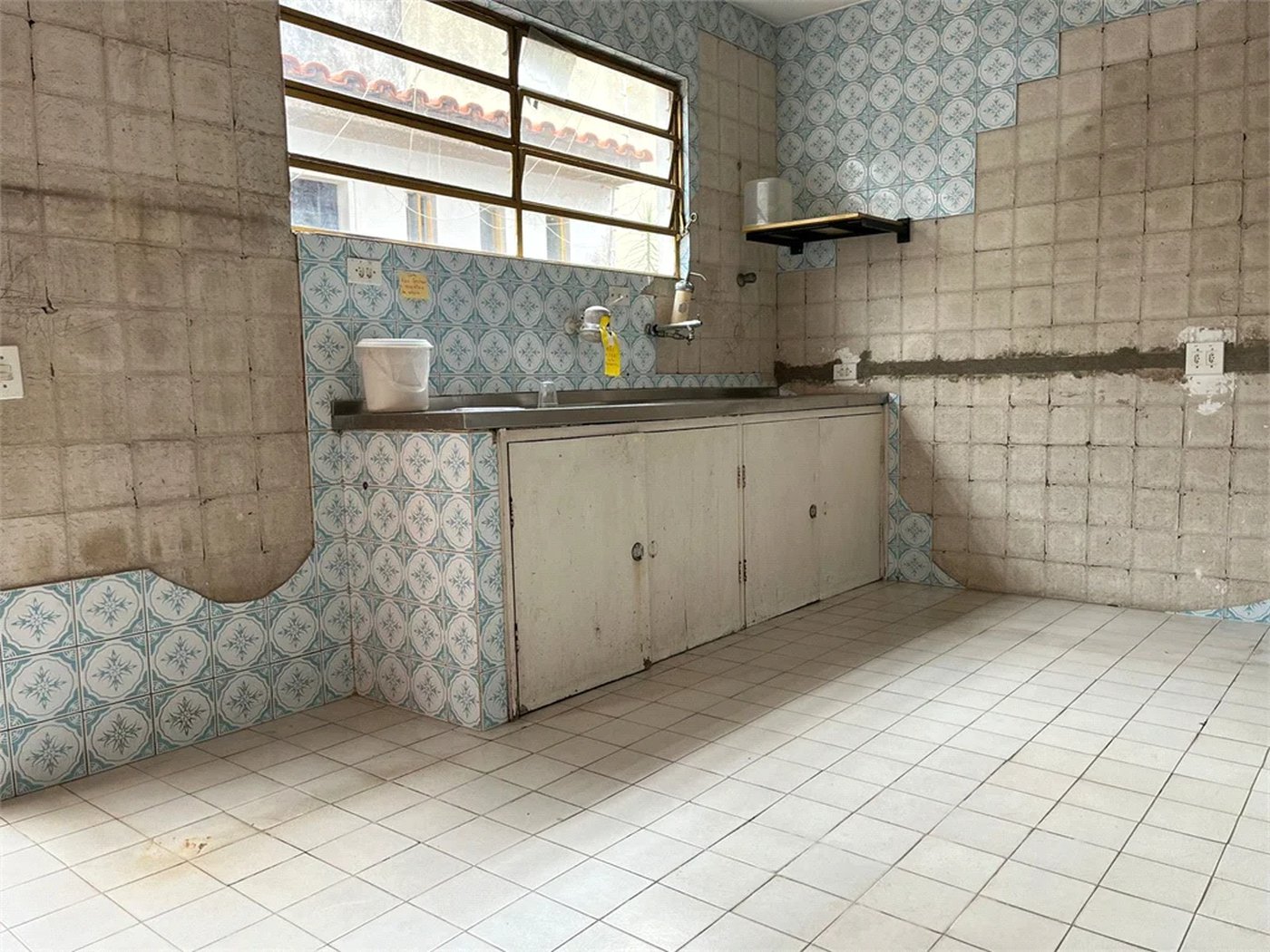 Sobrado à venda com 3 quartos, sendo 1 suíte, em Jardim Colombo, São Paulo, SP