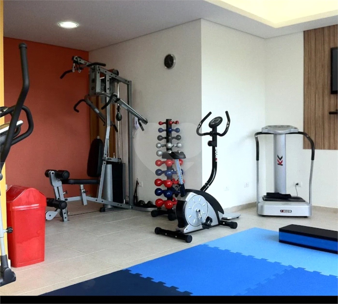Apartamento à venda com 2 quartos, sendo 1 suíte,  em Santo Amaro, São Paulo, SP