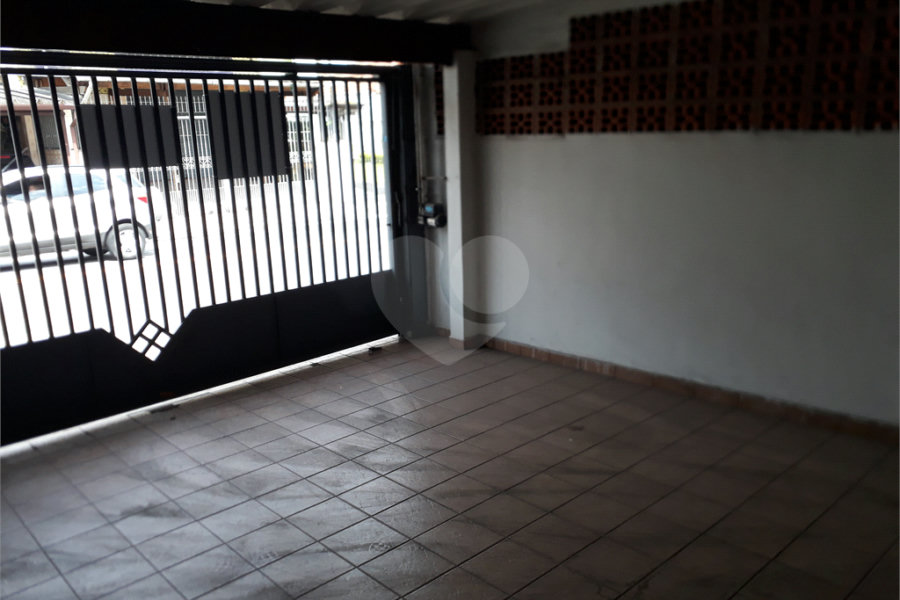Sobrado à venda com 3 quartos, sendo 1 suíte, em Tremembé, São Paulo, SP