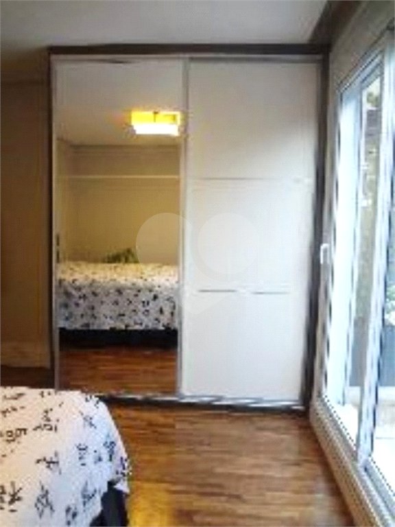 Magnífica Casa na Saúde c/470m2 - 4 Suites/6 Vagas de garagem/ Muito Requinte!