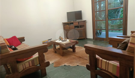 Casa à venda com 3 quartos, sendo 1 suíte,  em Luiz Fagundes, Mairiporã, SP