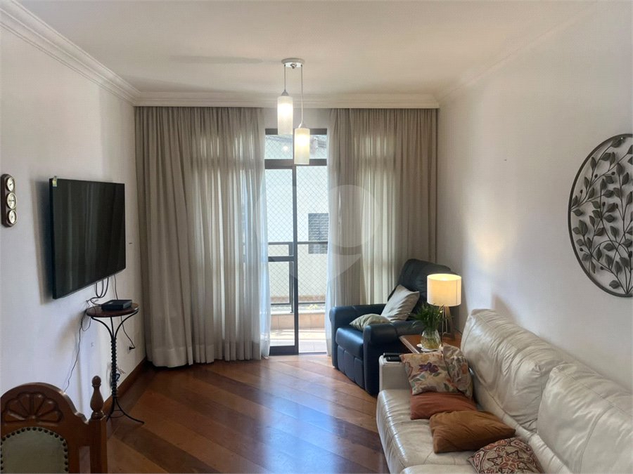 Apartamento à venda com 3 quartos, sendo 1 suíte, em Vila Gumercindo, São Paulo, SP