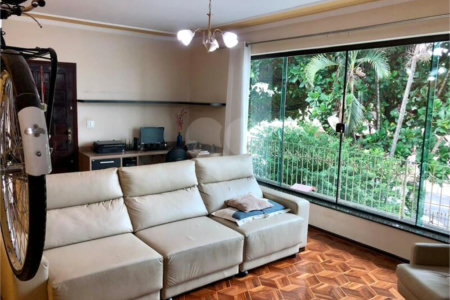 Casa à venda com 3 quartos, sendo 1 suíte, em Vila Jardini, Sorocaba, SP