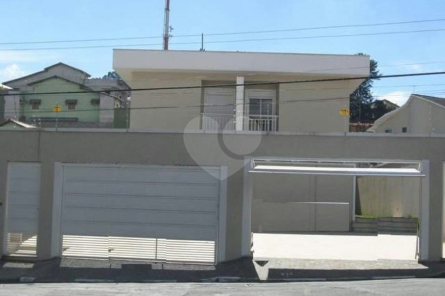 Sobrado à venda com 3 suítes em Vila Rosália, Guarulhos, SP