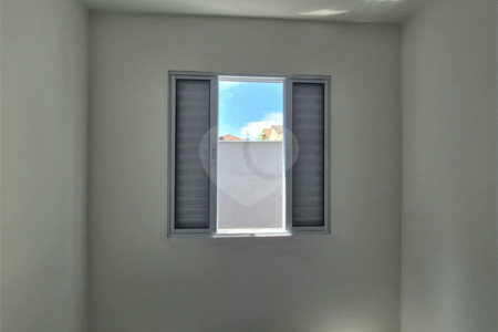 Apartamento à venda com 2 quartos em Vila Mangalot, São Paulo, SP