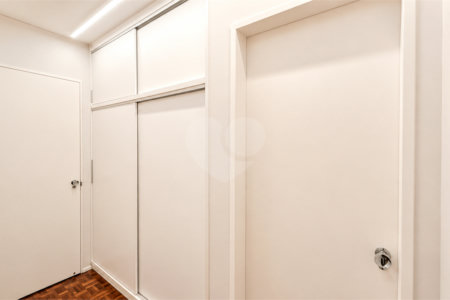Apartamento à venda com 3 quartos, sendo 1 suíte, em Jardim Paulista, São Paulo, SP