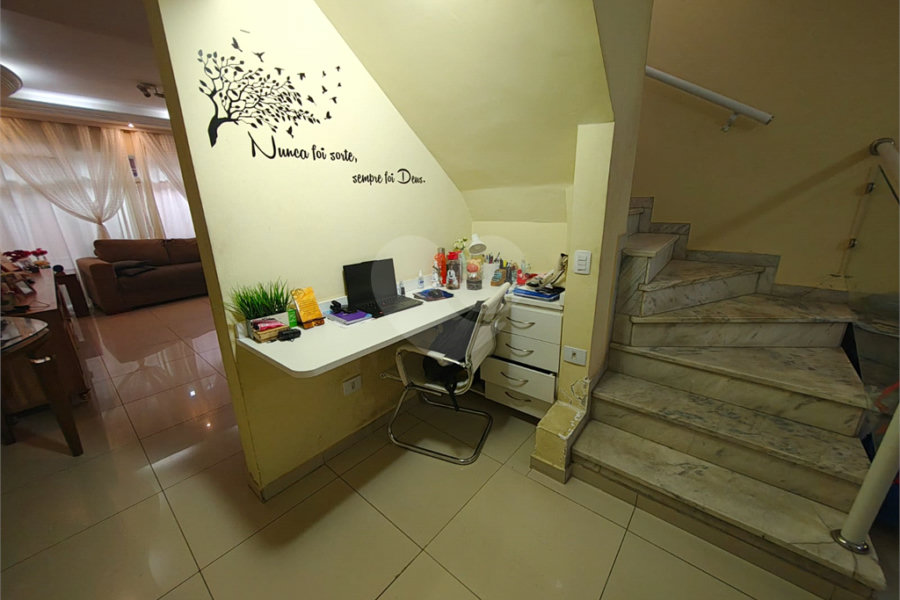 Sobrado à venda com 3 quartos, sendo 1 suíte,  em Tremembé, São Paulo, SP