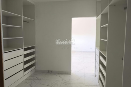 Casa à venda com 4 suítes no condomínio Shambala 2, Atibaia - SP