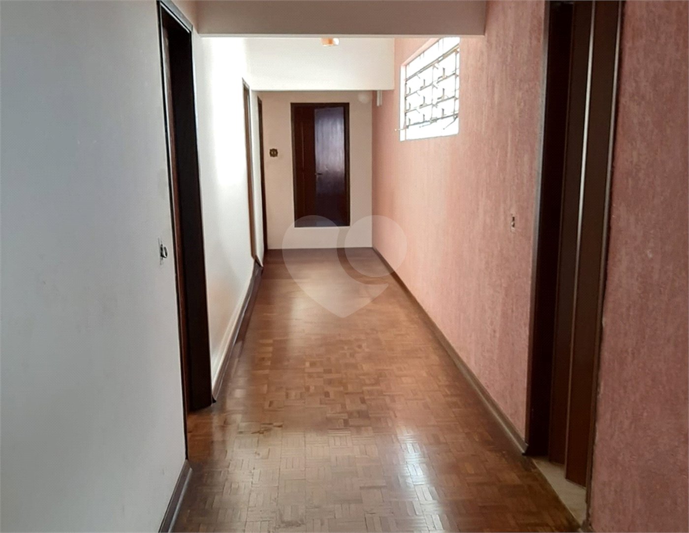 Casa à venda com 4 quartos, sendo 1 suíte, em Jardim do Estádio, Itu, SP