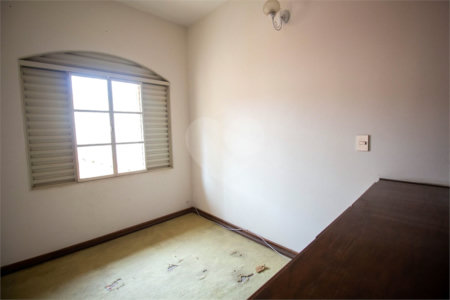 Casa à venda ou para alugar com 4 quartos, sendo 1 suíte, no Centro, São Roque, SP