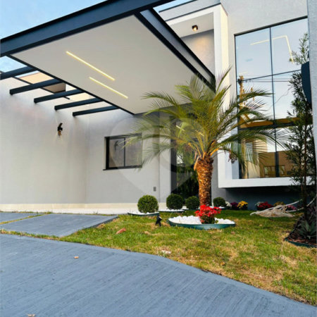Casa à venda com 3 quartos, sendo 1 suíte, no condomínio Vila Ytu, Indaiatuba - SP