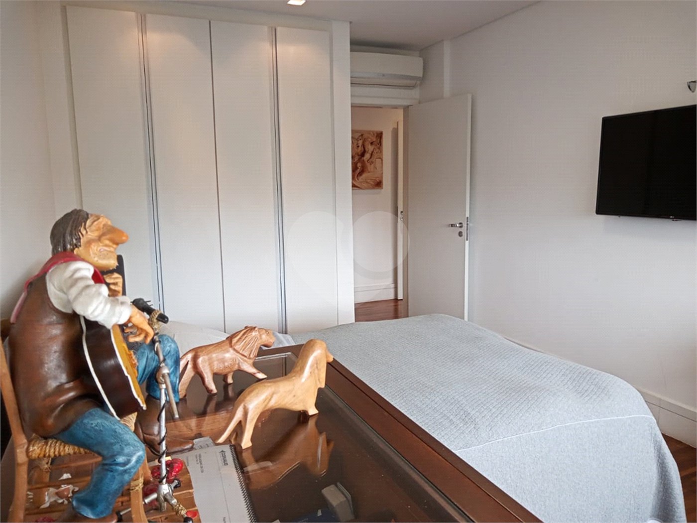 Apartamento à venda com 3 quartos, sendo 1 suíte, em Higienópolis, São Paulo, SP