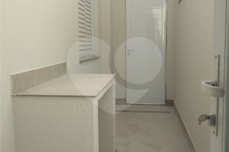 Casa à venda com 3 quartos, sendo 1 suíte, no condomínio Terras da Estância, Paulínia - SP