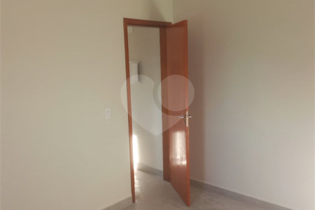 Casa em condomínio para alugar com 2 quartos em Vila Germinal, São Paulo, SP