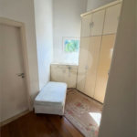 Casa à venda com 4 quartos, sendo 2 suítes, no condomínio Milennium, Valinhos - SP