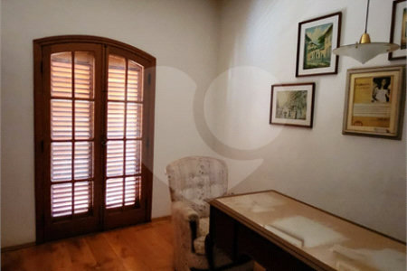 Sobrado à venda ou para alugar com 5 quartos, sendo 1 suíte, em Vila Harmonia, Araraquara, SP
